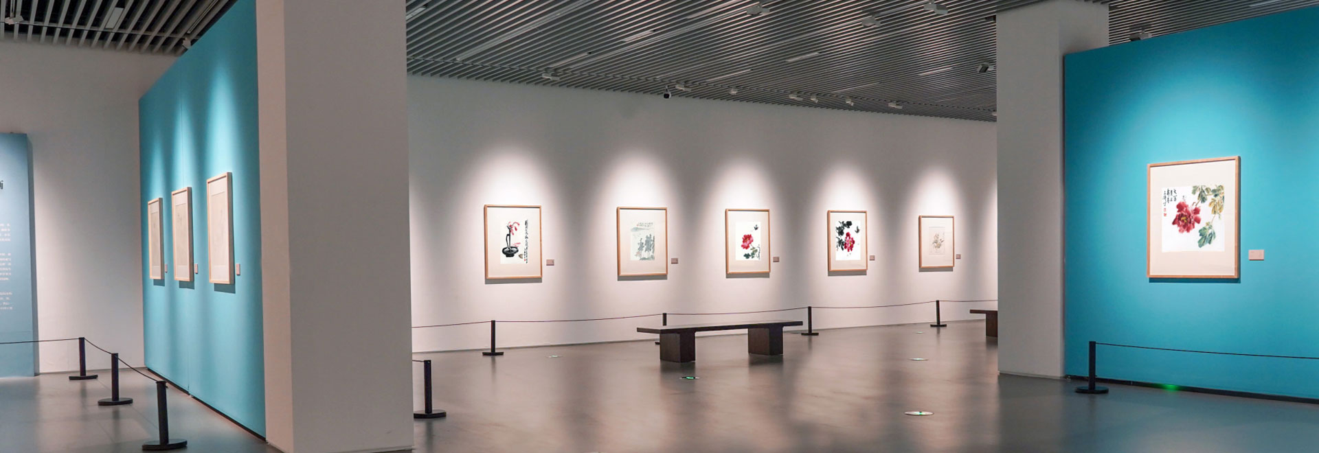 模塊化(huà)組裝，反複使用(yòng)可(kě)拆卸式移動展牆